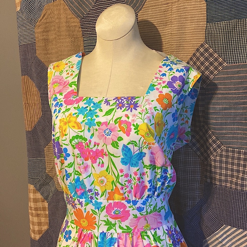 1970s Vintage Butterfly, Floral white sundress